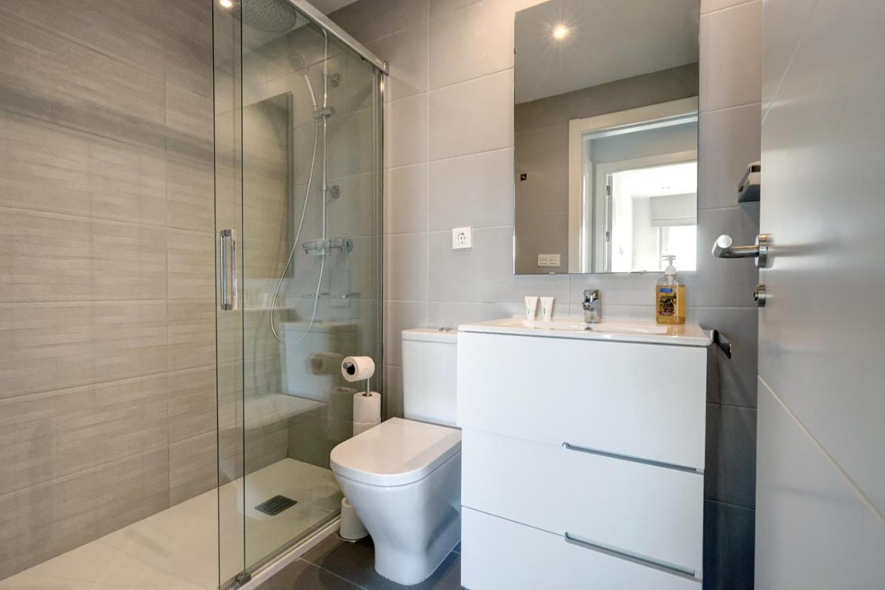 Brand New Apartment With Pool And Sea View In ماربيا المظهر الخارجي الصورة