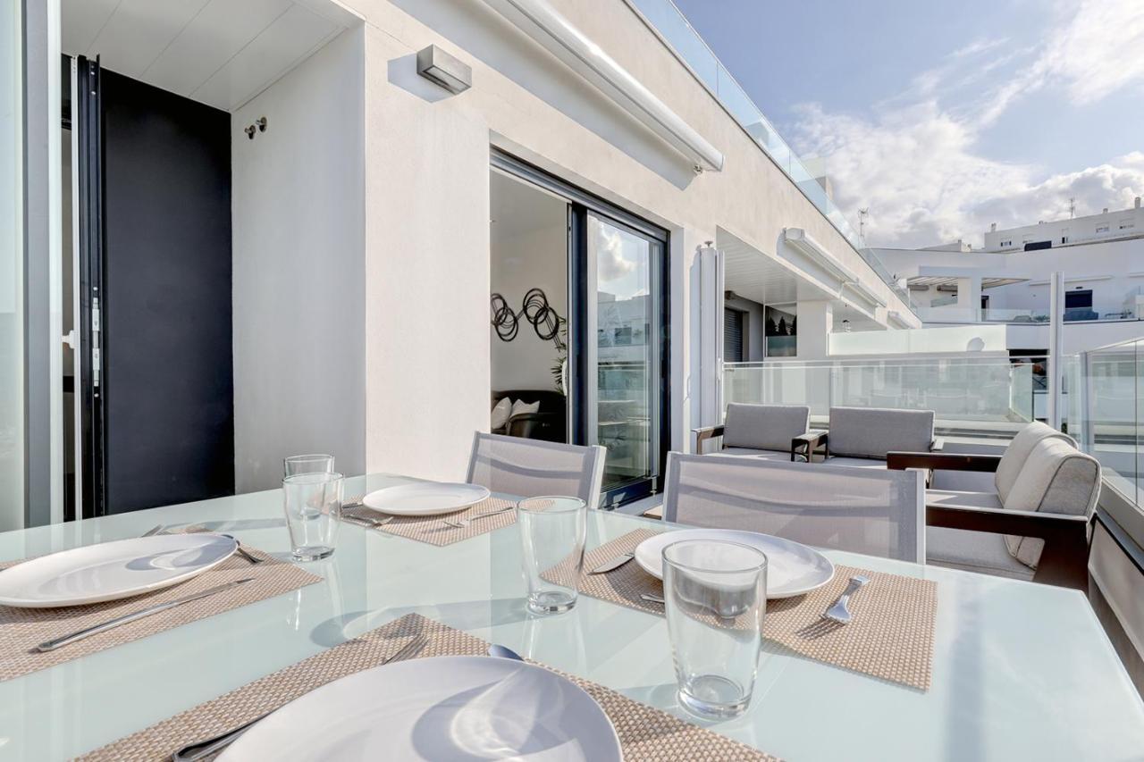 Brand New Apartment With Pool And Sea View In ماربيا المظهر الخارجي الصورة